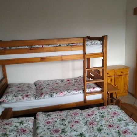 Hotel A-Privat Liptovský Mikuláš Esterno foto