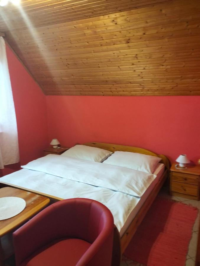 Hotel A-Privat Liptovský Mikuláš Esterno foto